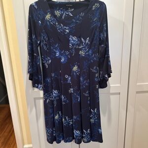 Roz & Ali Navy Blue Floral Long Sleeve Dress - 15% off bundles !!!!
